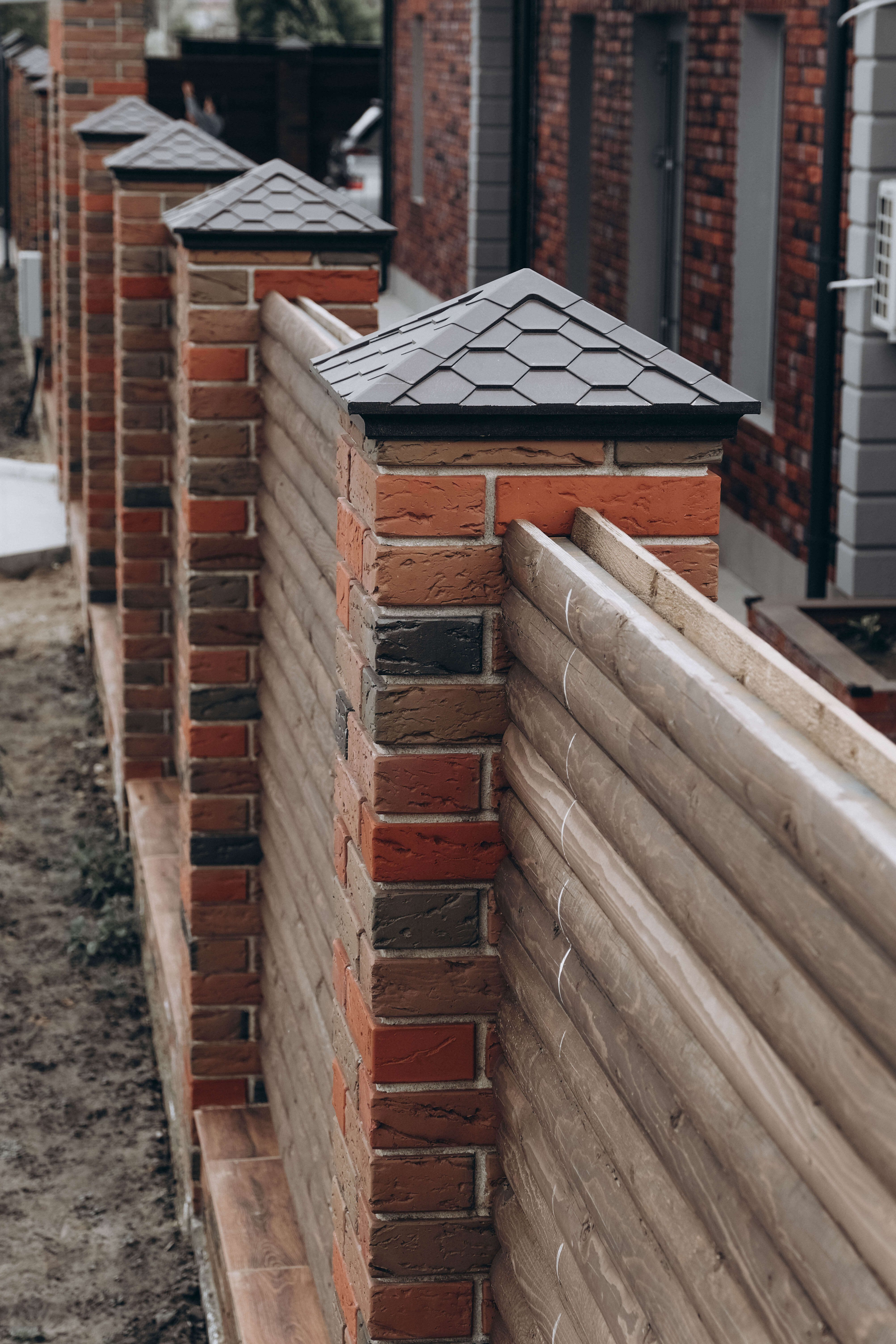 Колпак Zking Эверест Коричневый на столб 1.5х1.5 кирпича (390х390мм) в Красноярске фото