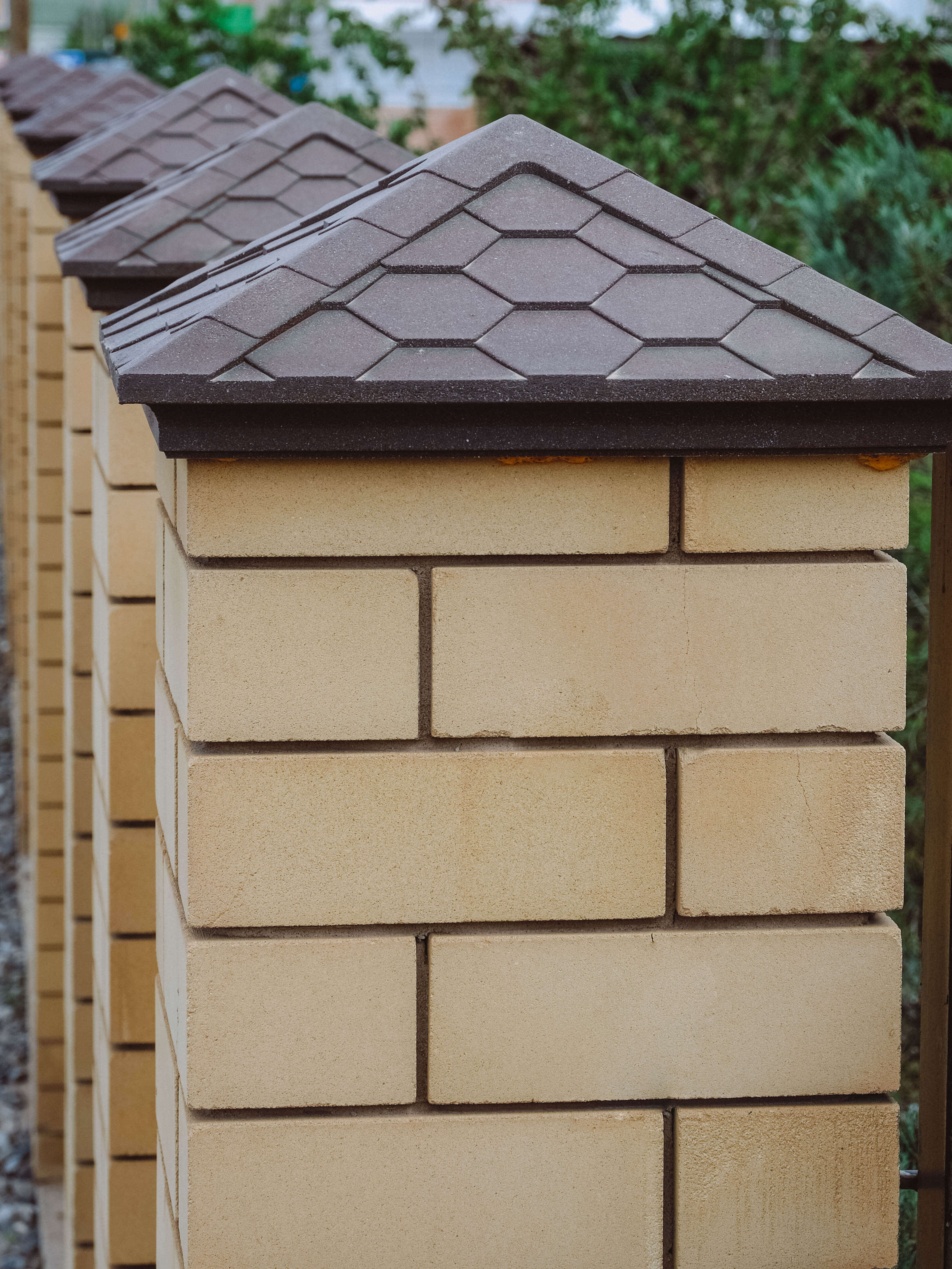 Колпак Zking Эверест Коричневый на столб 1.5х1.5 кирпича (390х390мм) в Красноярске фото